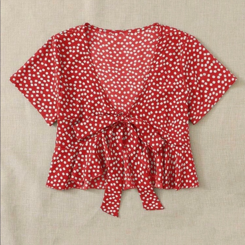 Red daisy blouse - Picture 2 of 5